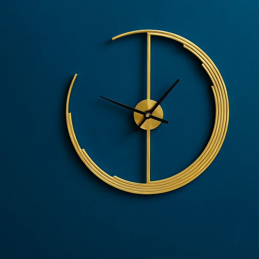 Luxury Golden Minimalist Wall Clock